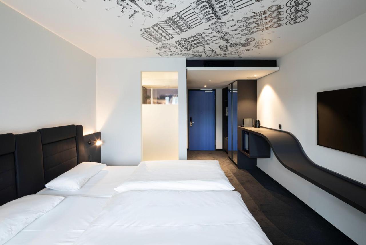 V8 Hotel Koeln At Motorworld Extérieur photo