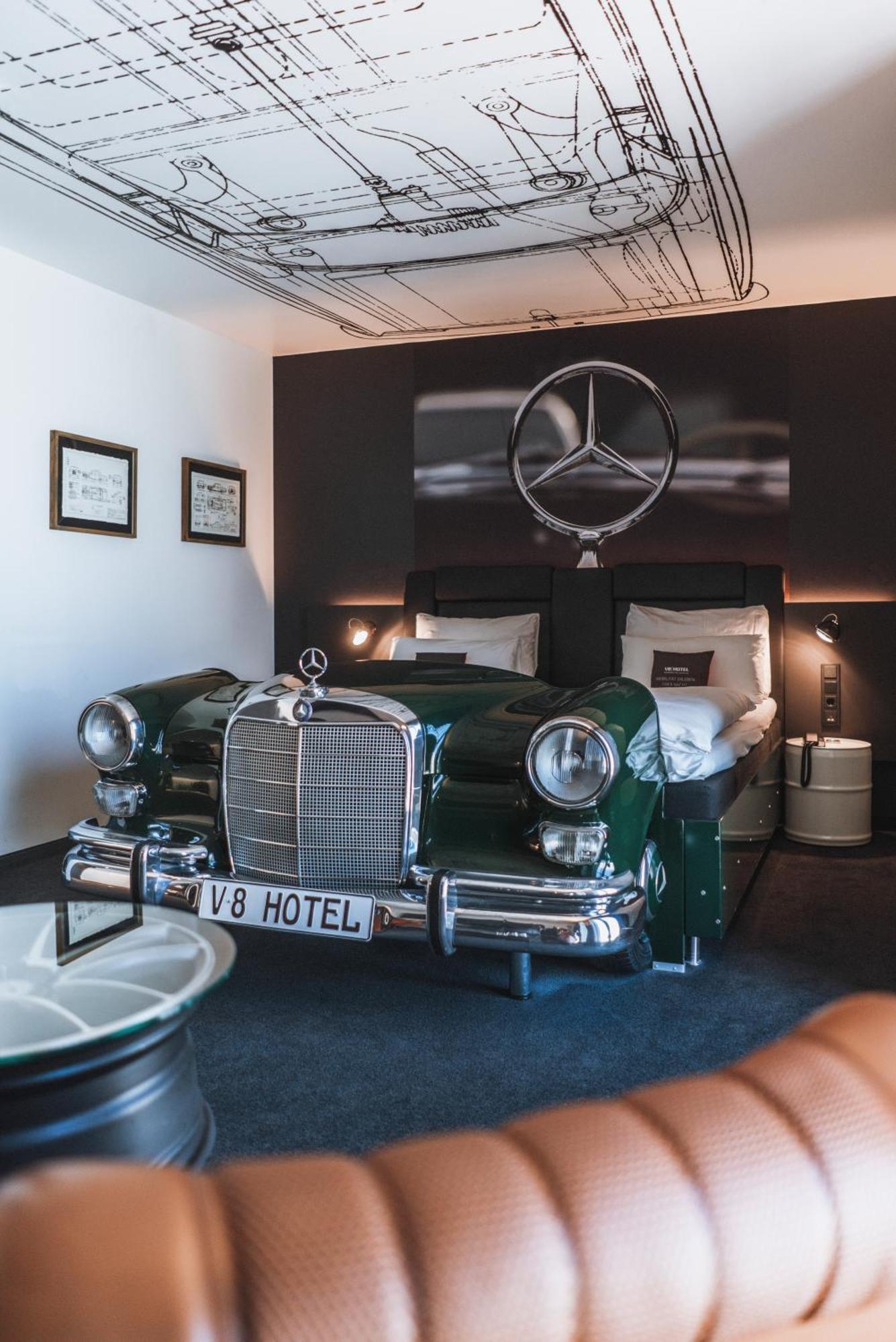 V8 Hotel Koeln At Motorworld Extérieur photo