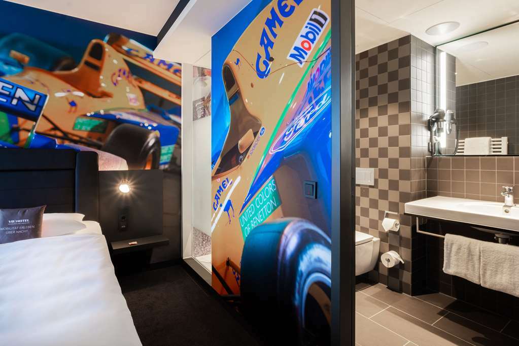 V8 Hotel Koeln At Motorworld Chambre photo